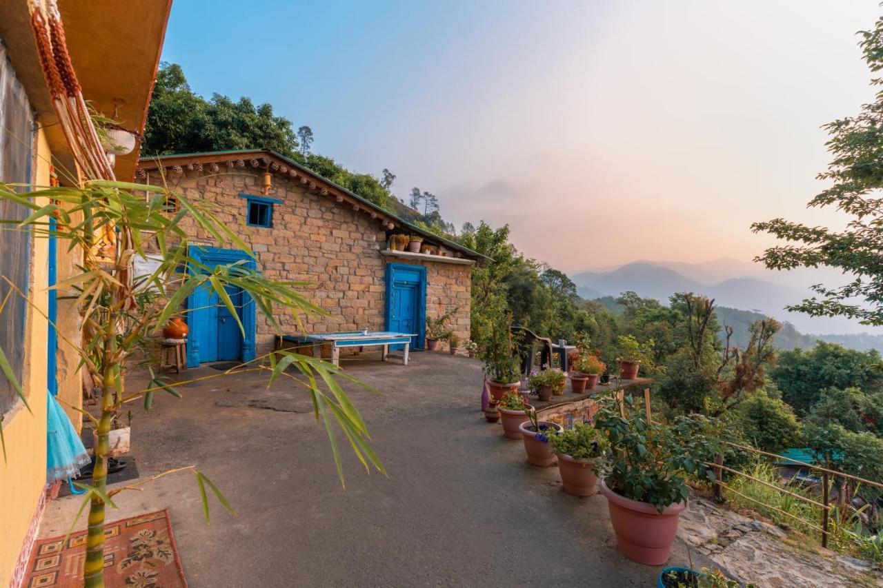 Vista Hostel Jeolikote, Nainital Patwa Dunga Exterior foto